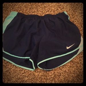 Nike Navy running shorts! 🏃🏼‍♀️